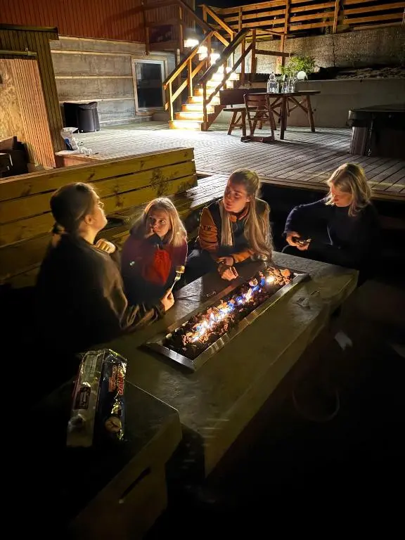 img_id_2061037.webp