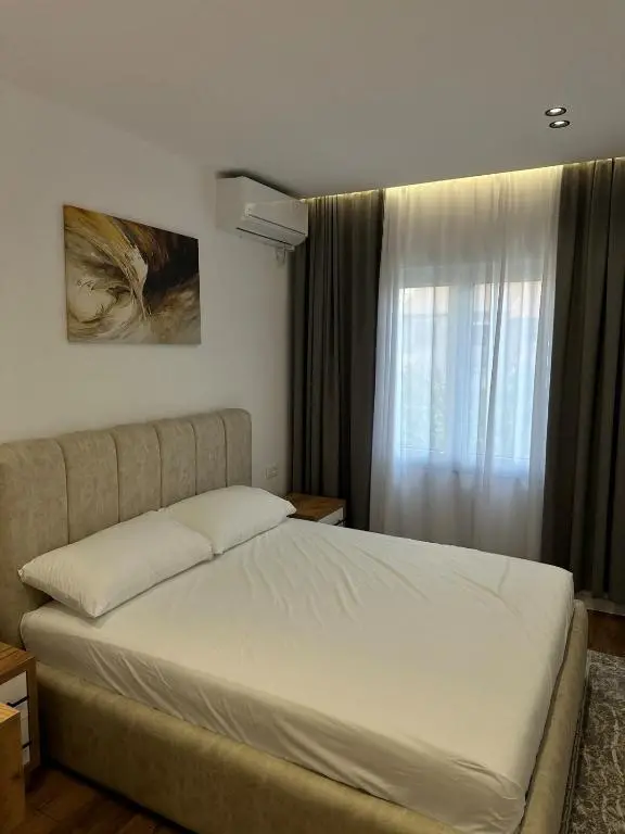 img_id_2064483.webp