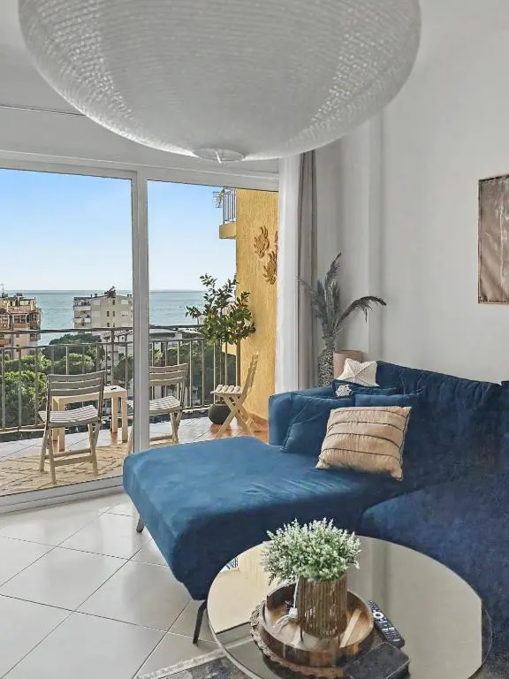 img_id_2068661.webp