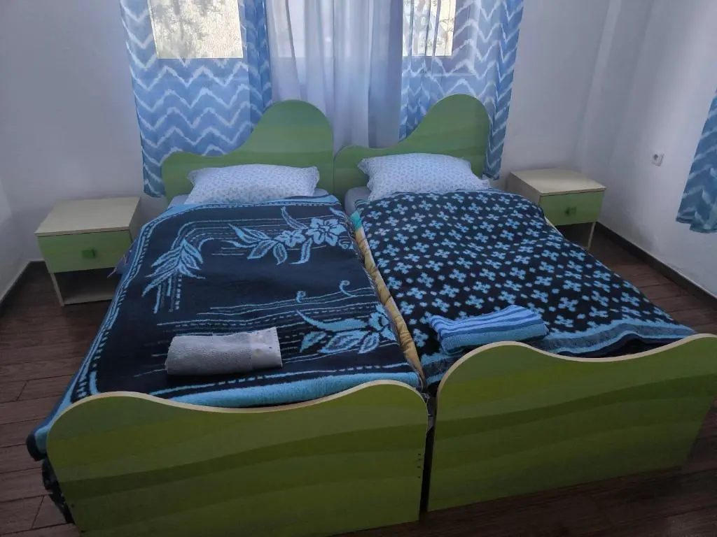 img_id_2126211.webp