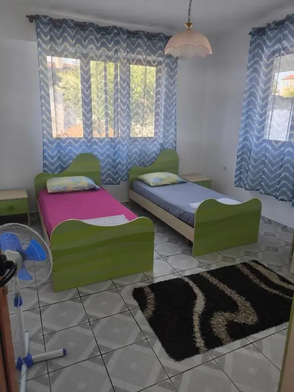img_id_2126218.webp