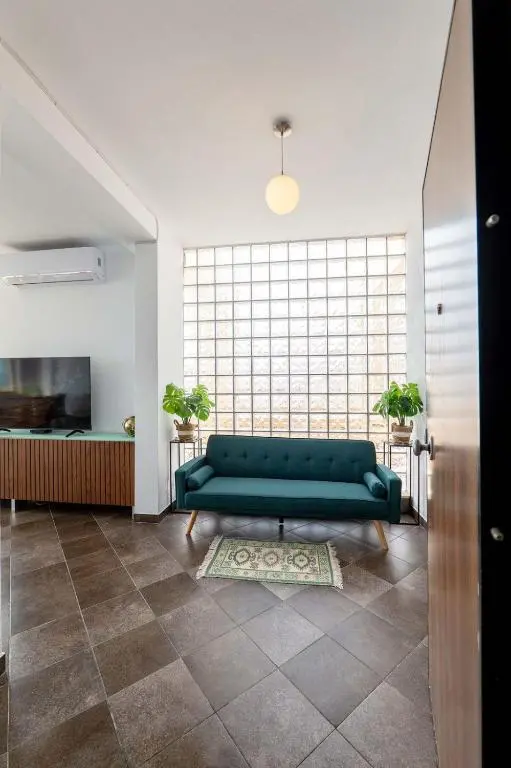 img_id_2159346.webp